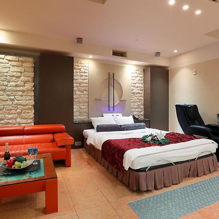 Hotel Axis -アクシス- (Adults Only) Osaka Eksteriør billede